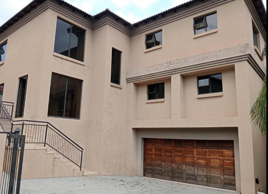 To Let 4 Bedroom Property for Rent in Cashan North West